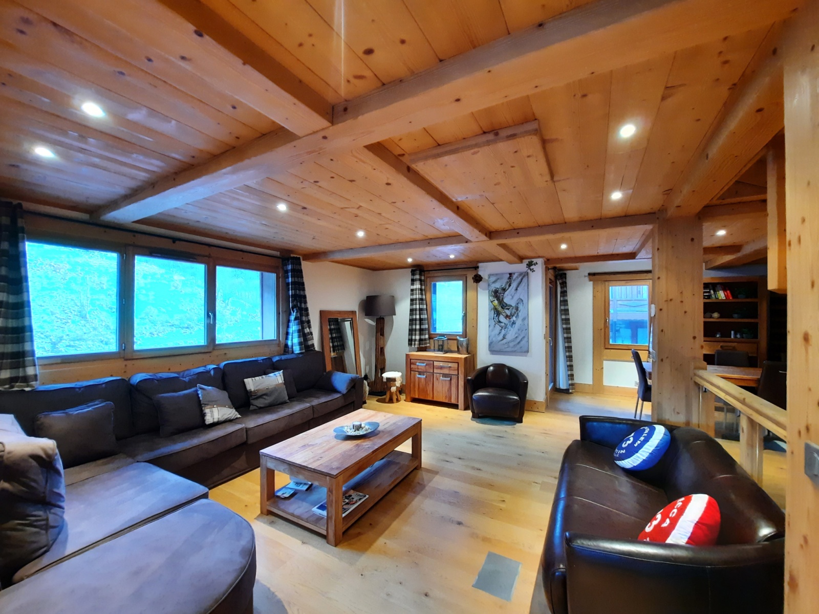 Chalet individuel - proche des pistes - Photo principale