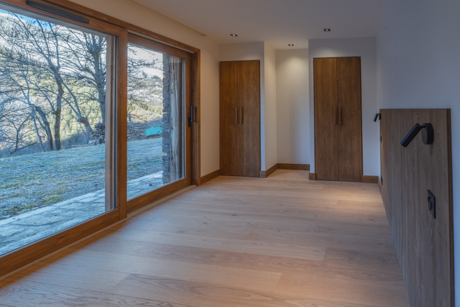 Chalet neuf - Demi-Chalet de charme - Photo N°4